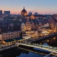 Zamek w Gdańsku: Czy warto odwiedzić tę gotycką perełkę?