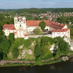 Tyniec: Czy to najpiękniejszy kościół w okolicach Krakowa?