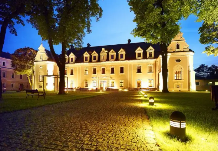 Zamek w Lublińcu: Tajemnice historii i atrakcje, które musisz znać