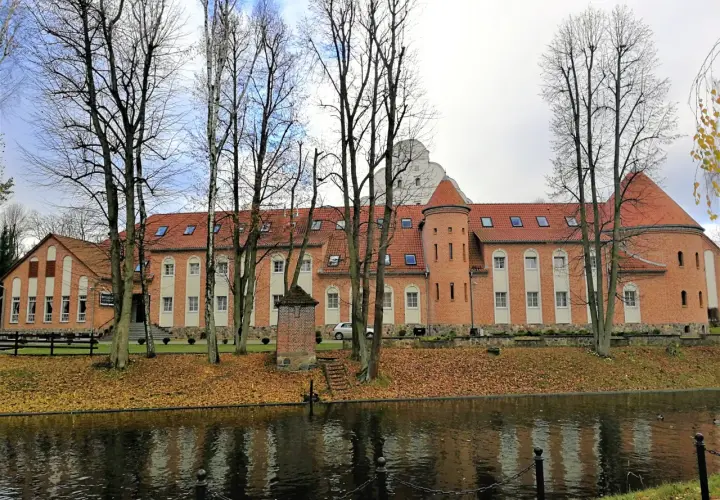 Zamek w Giżycku: Krzyżacka forteca nad Niegocinem