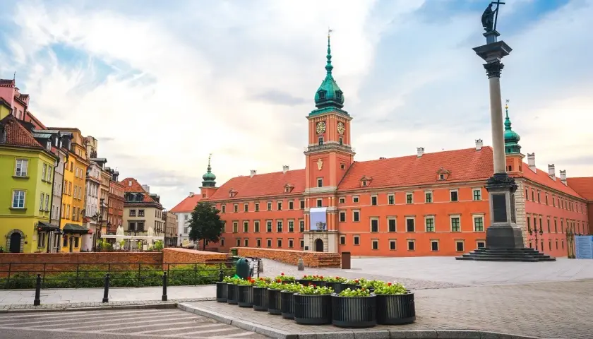 Zamek Królewski w Warszawie: Czego nie możesz przegapić podczas zwiedzania
