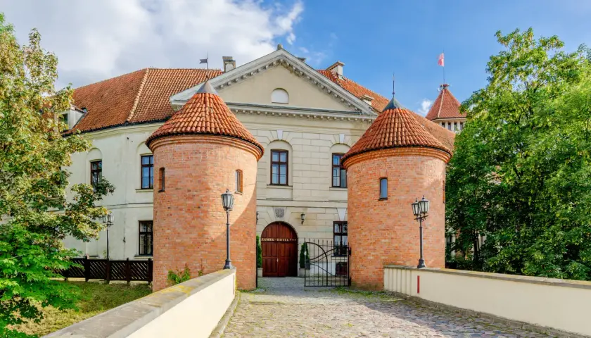Zamki Mazowsza: Odkryj 9 najpiękniejszych twierdz regionu