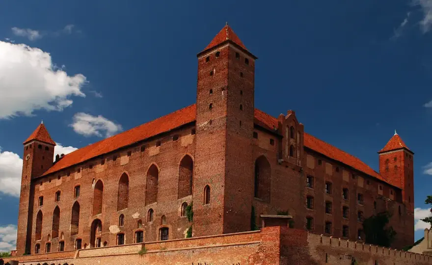 Zamki krzyżackie: 5 potężnych twierdz zakonu w Polsce
