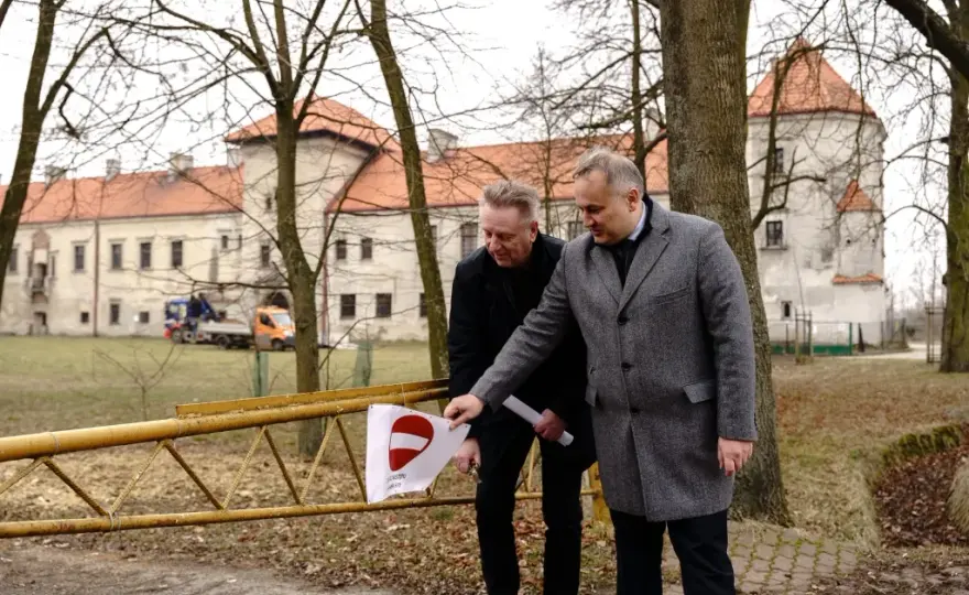 Zamek w Bykach: Historia, plany rewitalizacji i znaczenie dla regionu