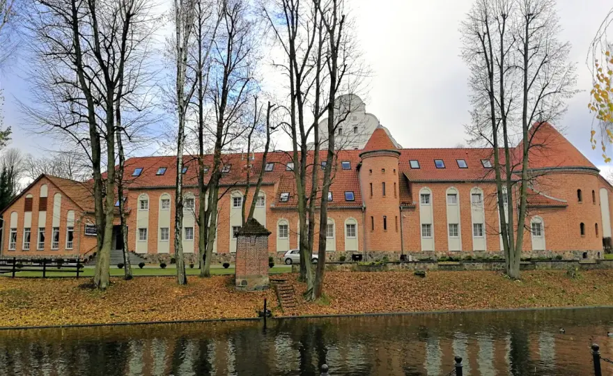 Zamek w Giżycku: Krzyżacka forteca nad Niegocinem