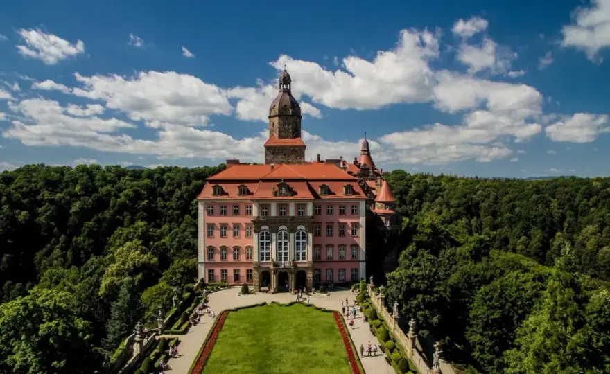 Zamek Książ: 7 fascynujących faktów z historii dolnośląskiej perły