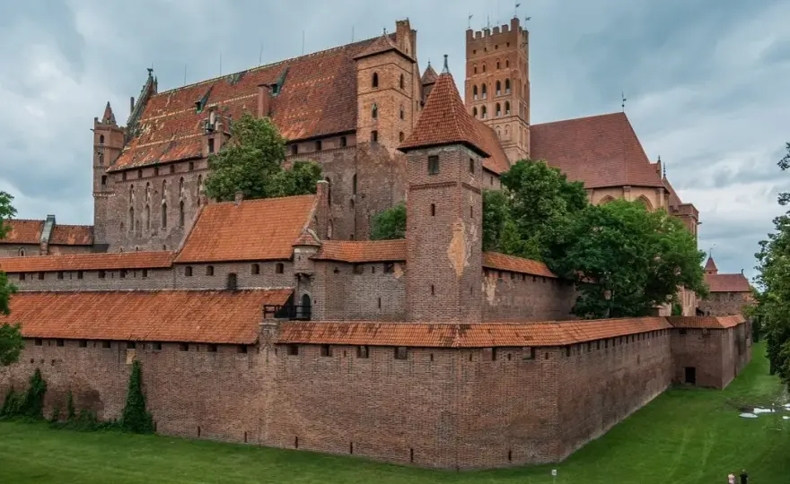 Co jest w zamku w Malborku? Zobacz najważniejsze atrakcje turystyczne